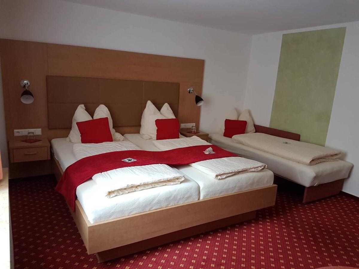 Hotel Traube Sigmaringen Eksteriør bilde